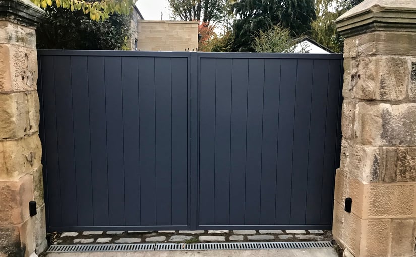 Automatic Aluminium Driveway Gates installed in Edinburgh