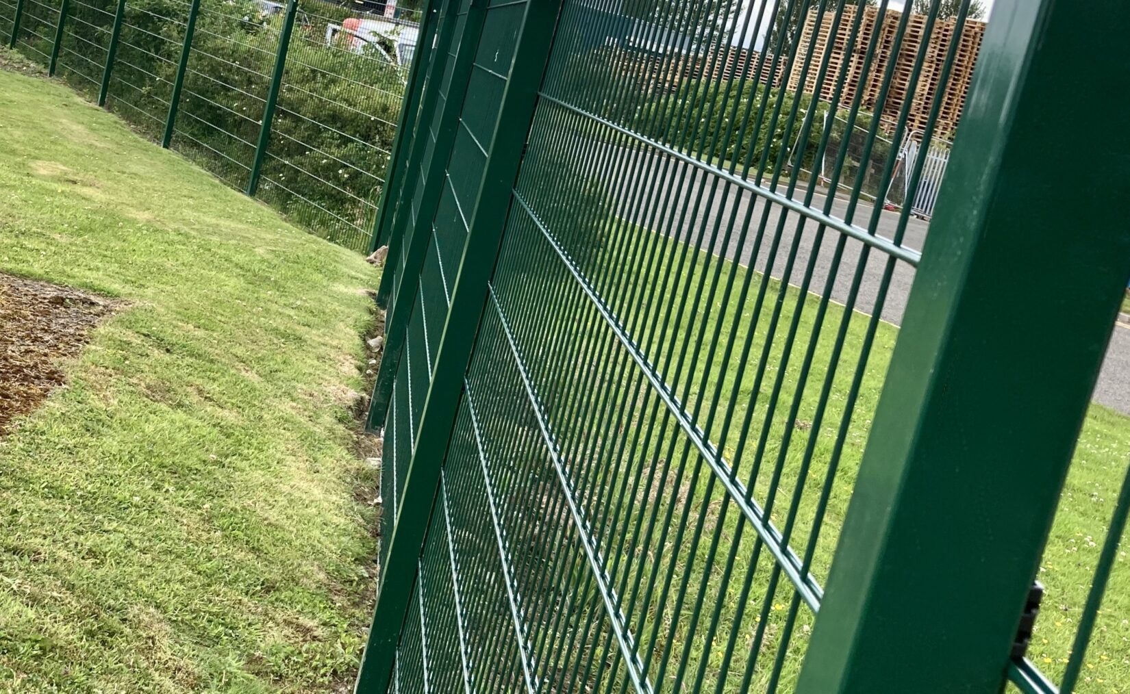 AES (SCOTLAND) LTD recently installed 200m of mesh security fencing and 125m of chain link fencing in Bathgate